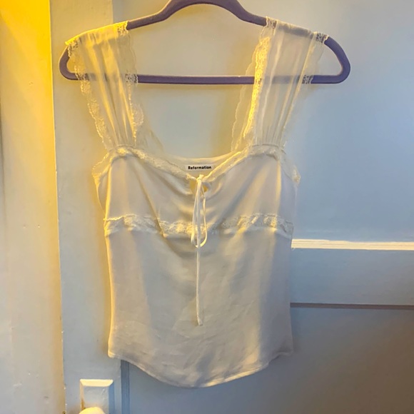 XS Reformation Lace Tank with Square Neckline - Picture 2 of 6